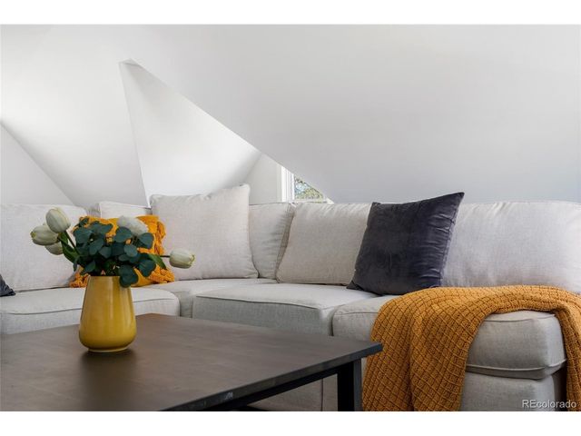 158 W 4th Ave, Denver, CO 80223