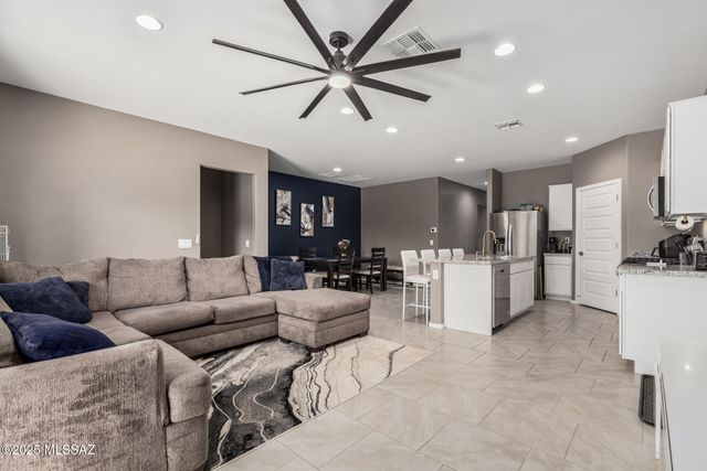 12437 W Lilliston Way, Marana, AZ 85653