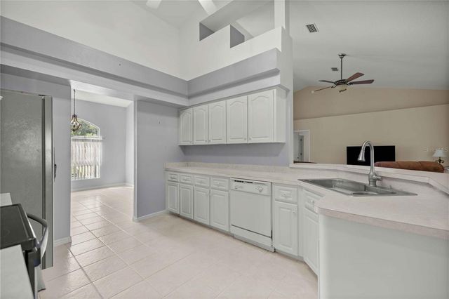 10716 SW 53RD CIRCLE, Ocala, FL 34476