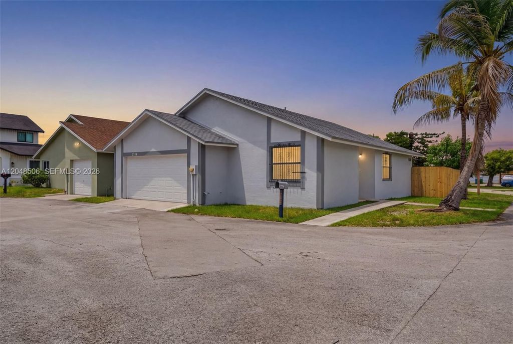 29617 SW 158th Court, Homestead, FL 33033