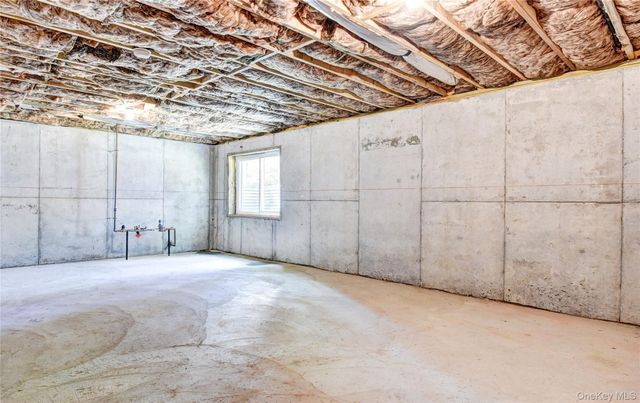 14 Black Gum Court, Newburgh, NY 12550