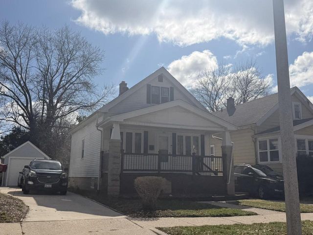 5954 N 39th STREET, Milwaukee, WI 53209