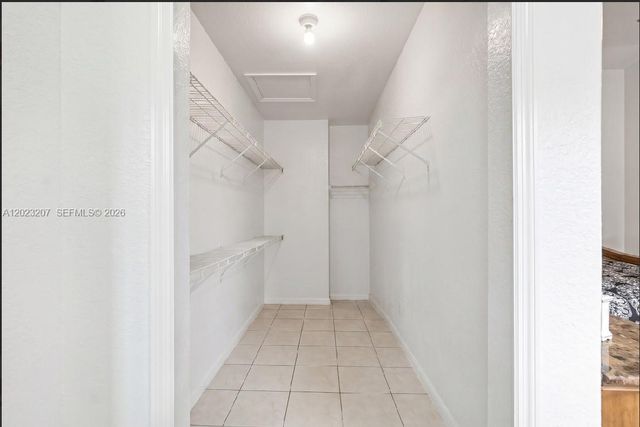 3254 W 78th St, Hialeah, FL 33018