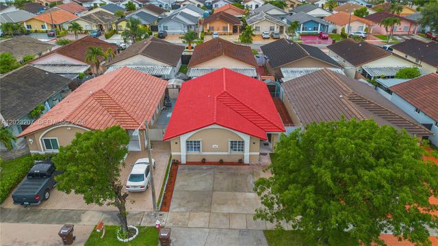 3254 W 78th St, Hialeah, FL 33018