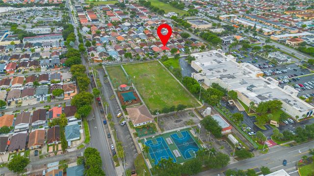 3254 W 78th St, Hialeah, FL 33018