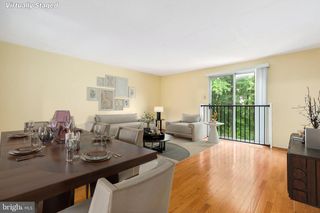 33 IVY OAK CT, Gaithersburg, MD 20877