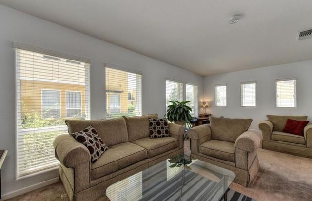 10838 Nederland Way, Rancho Cordova, CA 95670