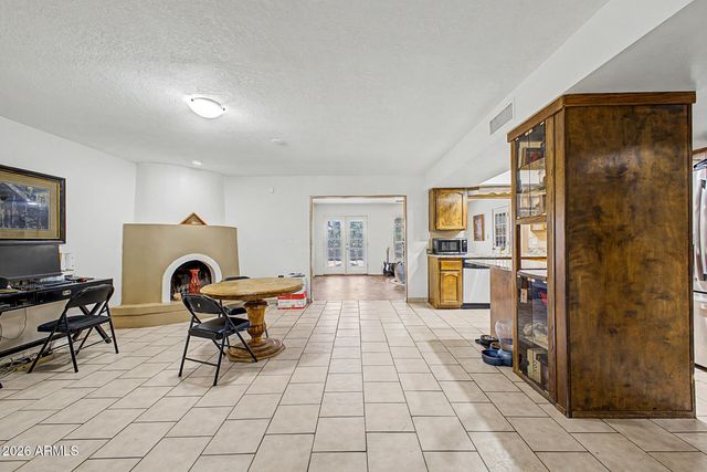 4224 W NORTH Lane, Phoenix, AZ 85051