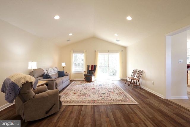 142 G ALMA MATER CT, State College, PA 16803