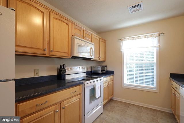 142 G ALMA MATER CT, State College, PA 16803