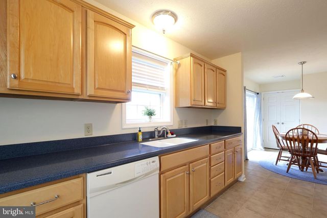 142 G ALMA MATER CT, State College, PA 16803