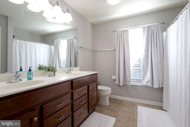 142 G ALMA MATER CT, State College, PA 16803