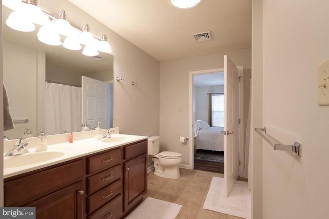 142 G ALMA MATER CT, State College, PA 16803