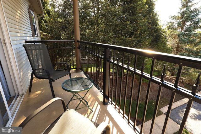 142 G ALMA MATER CT, State College, PA 16803