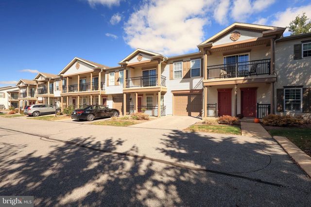 142 G ALMA MATER CT, State College, PA 16803