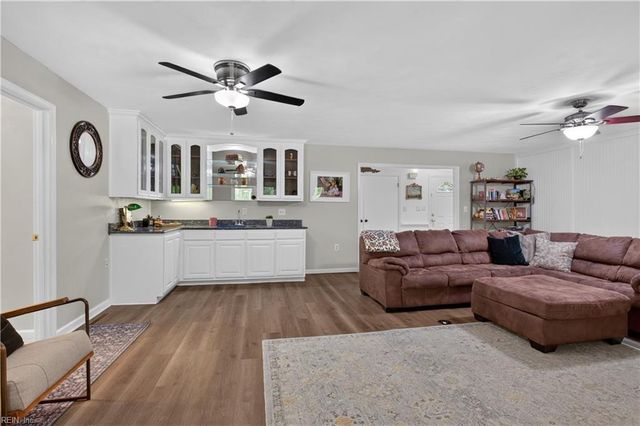 2448 Johnstown RD, Chesapeake, VA 23322