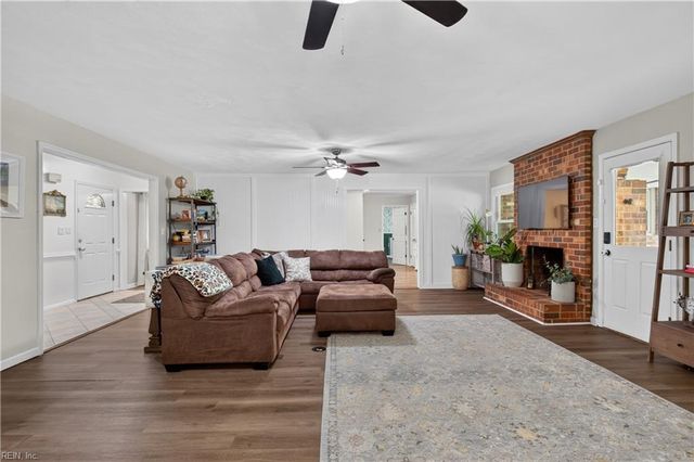 2448 Johnstown RD, Chesapeake, VA 23322