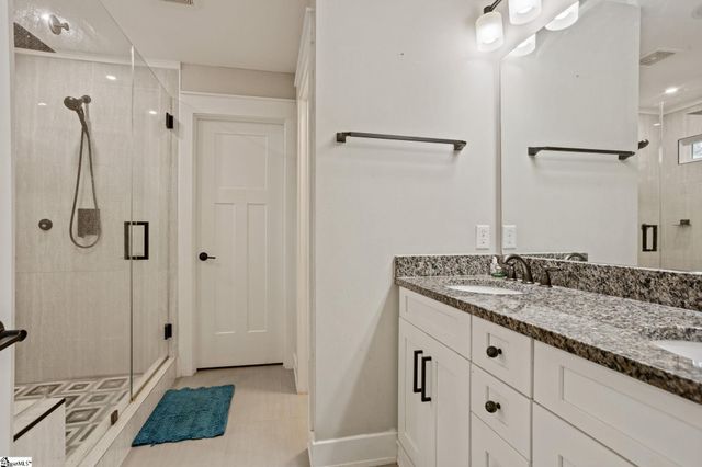 105 Inn Circle, Fountain Inn, SC 29644