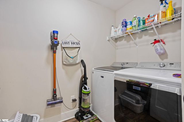 105 Inn Circle, Fountain Inn, SC 29644