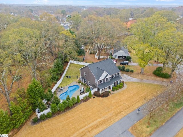 105 Inn Circle, Fountain Inn, SC 29644