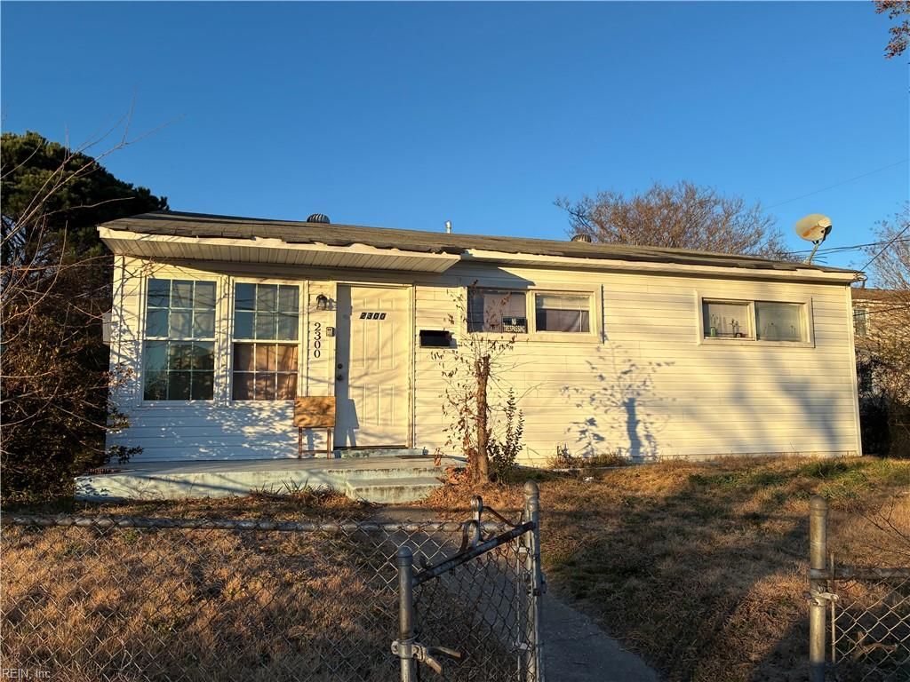 2300 South ST, Portsmouth, VA 23704