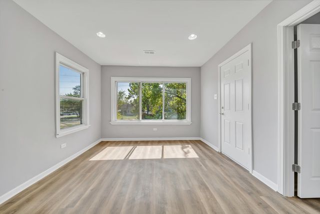 14631 Vincennes Road, Harvey, IL 60426