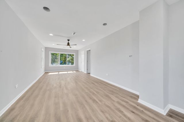 14631 Vincennes Road, Harvey, IL 60426