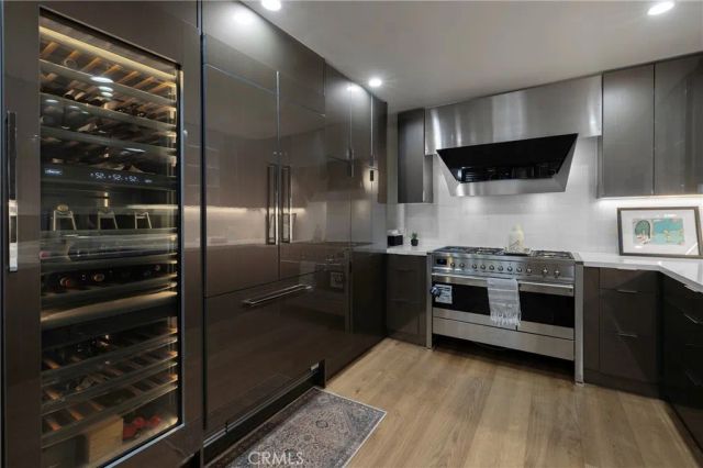 10 66th Place, Long Beach, CA 90803