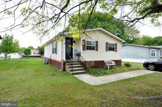 872 WOODCHUCK DR, Mount Laurel, NJ 08054