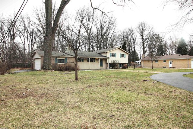 494 Lesdale Drive, Troy, MI 48085