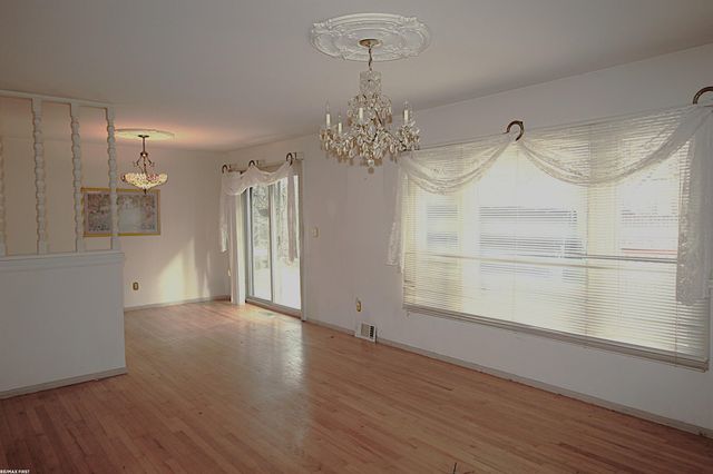 494 Lesdale Drive, Troy, MI 48085