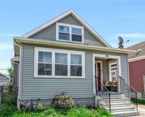 79 Ivanhoe Road, Cheektowaga, NY 14215