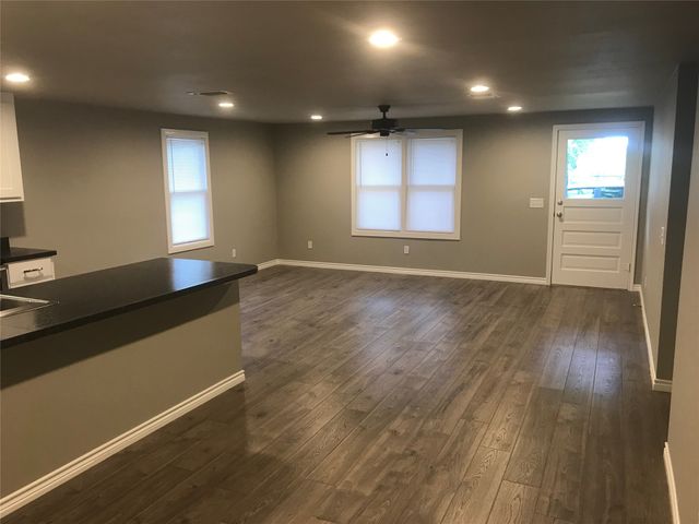 1541 Ranger Highway, Weatherford, TX 76086