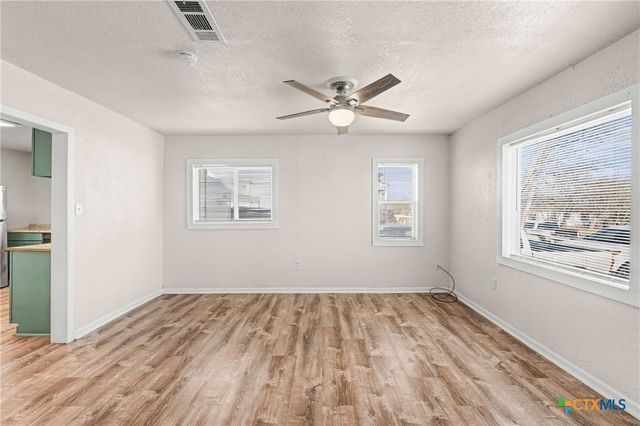 906 S 2nd Street, Temple, TX 76504