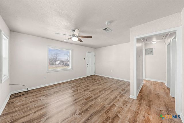 906 S 2nd Street, Temple, TX 76504