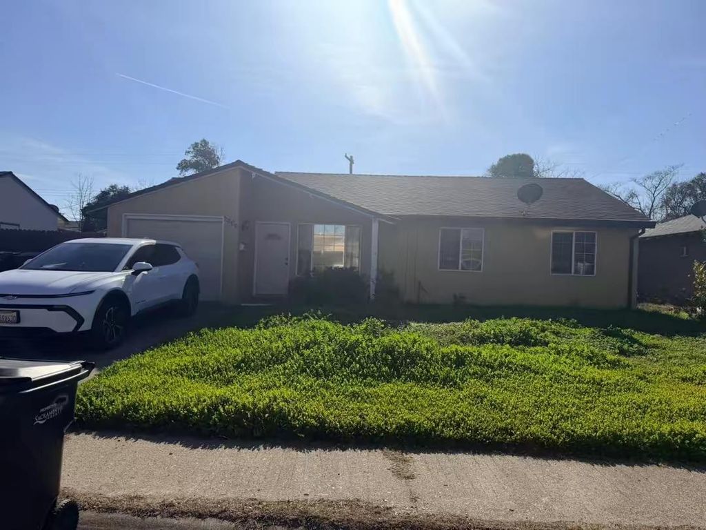 6533 Larry Way, North Highlands, CA 95660