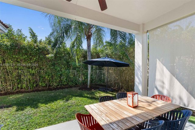 625 Bald Cypress Rd 625, Weston, FL 33327