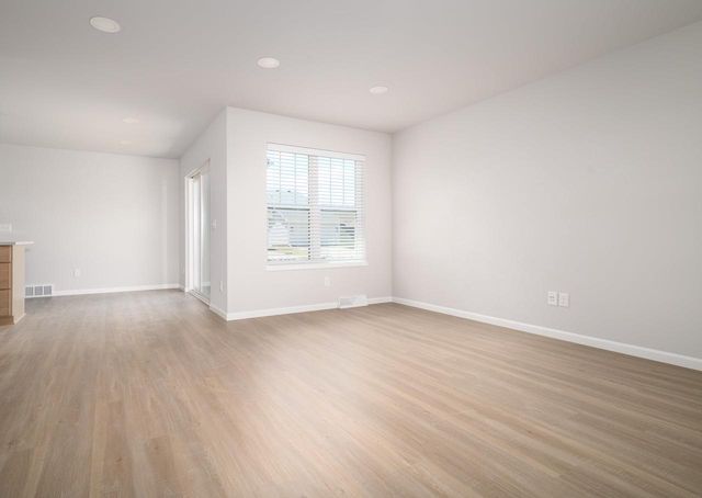 488 New Hampton Drive, Oregon, WI 53575