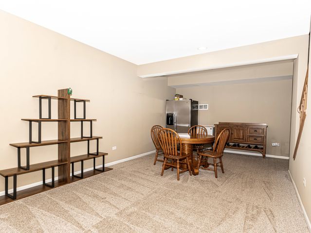 931 Winners Cup Court, Naperville, IL 60565