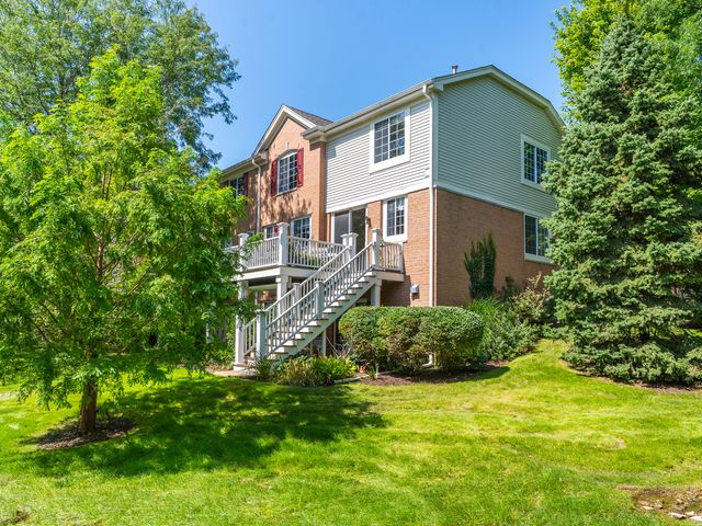 931 Winners Cup Court, Naperville, IL 60565