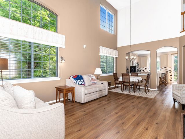 931 Winners Cup Court, Naperville, IL 60565