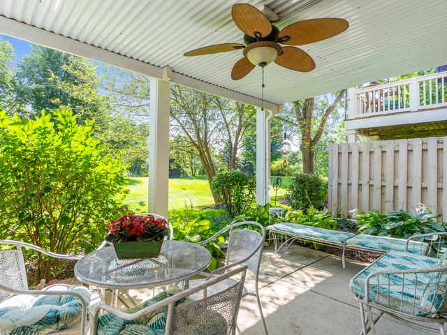 931 Winners Cup Court, Naperville, IL 60565