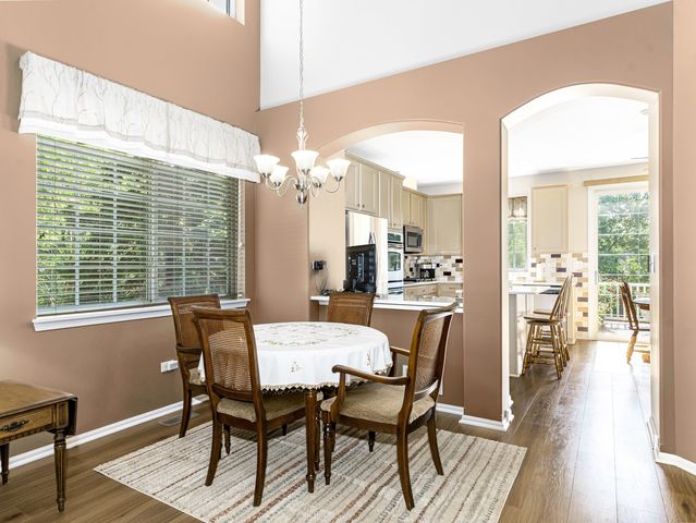 931 Winners Cup Court, Naperville, IL 60565
