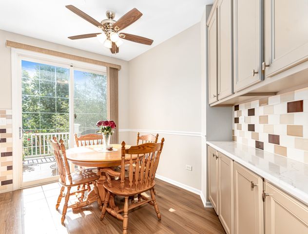 931 Winners Cup Court, Naperville, IL 60565