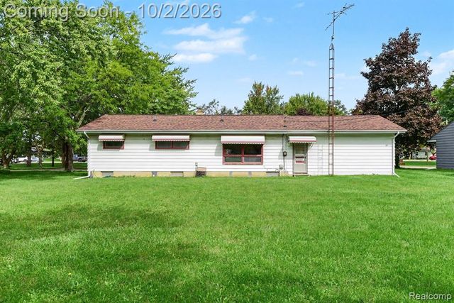 1078 E Hill Road, Grand Blanc, MI 48439