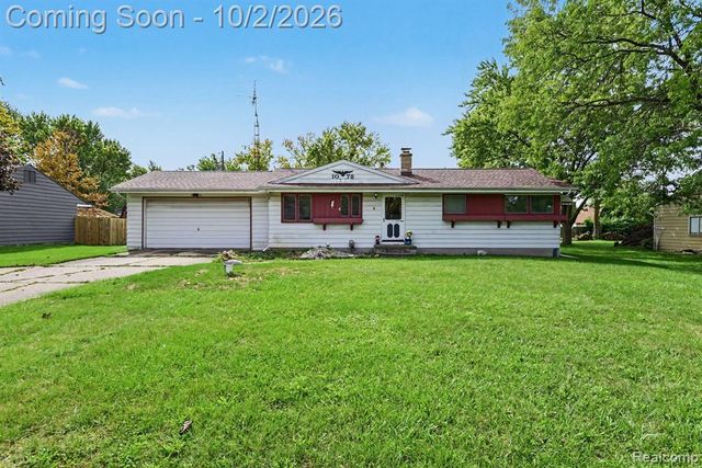 1078 E Hill Road, Grand Blanc, MI 48439