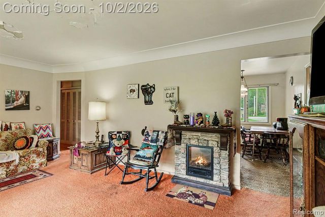 1078 E Hill Road, Grand Blanc, MI 48439