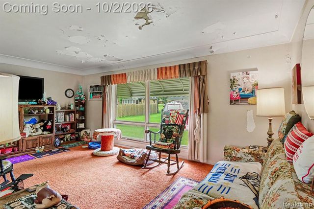 1078 E Hill Road, Grand Blanc, MI 48439
