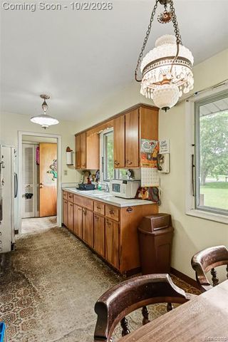 1078 E Hill Road, Grand Blanc, MI 48439