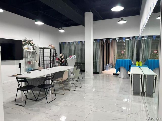 13633 37th Avenue 2A, Flushing, NY 11354